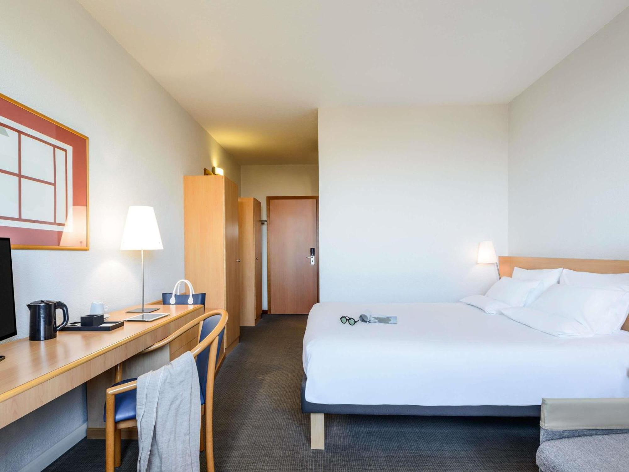 Novotel Corso Giulio Cesare 4*