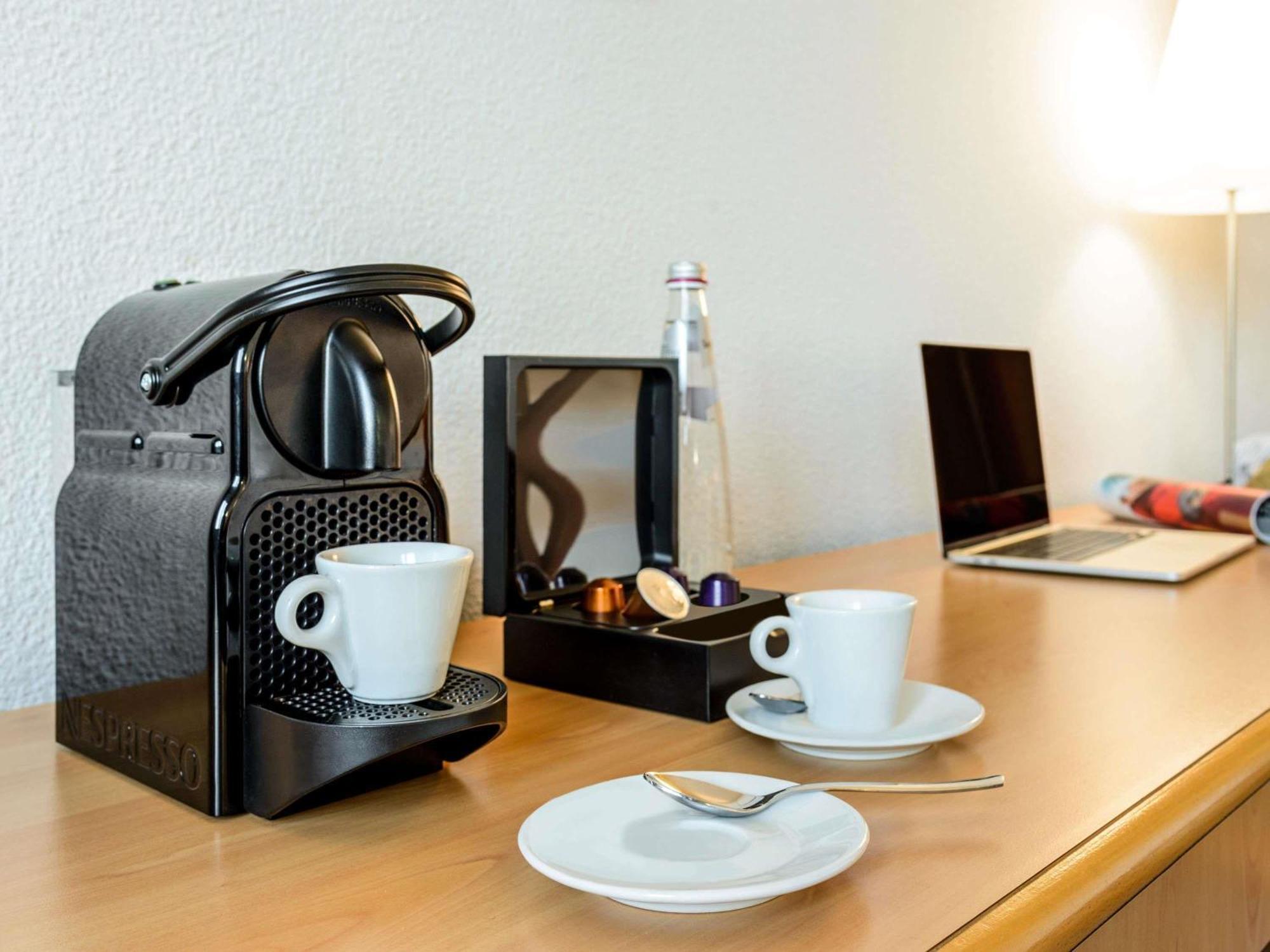 Hotel Novotel Corso Giulio Cesare 4*